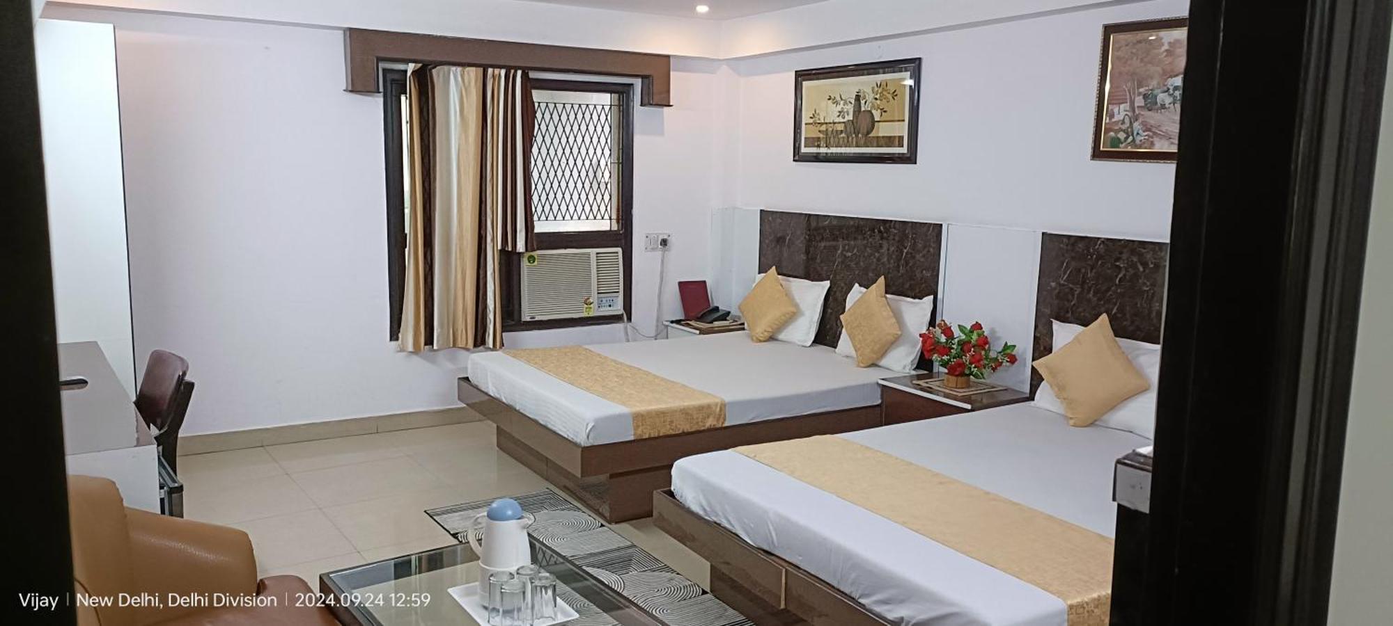 Hotel Su Shree Continental 5 Minutes Walk From New Delhi Railway Station Exterior foto