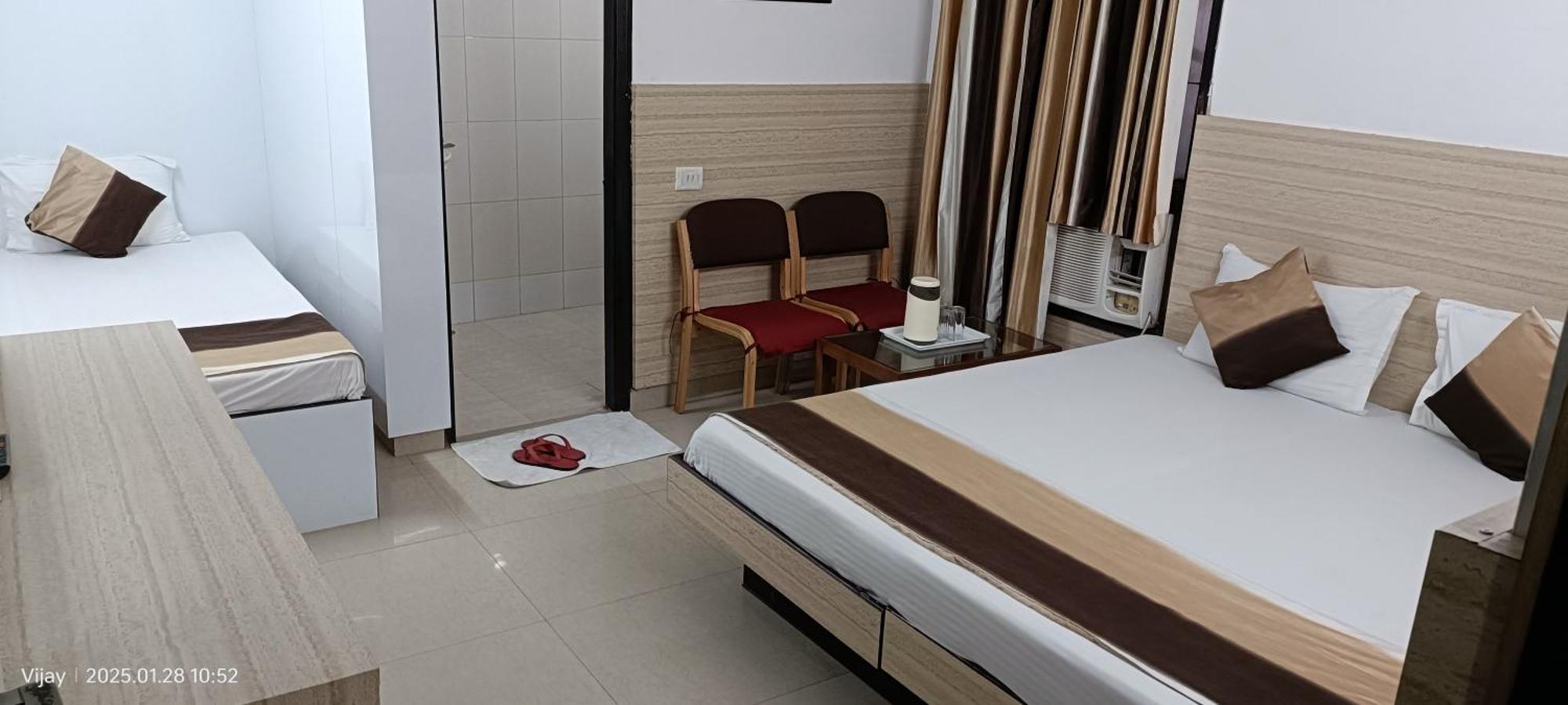 Hotel Su Shree Continental 5 Minutes Walk From New Delhi Railway Station Exterior foto