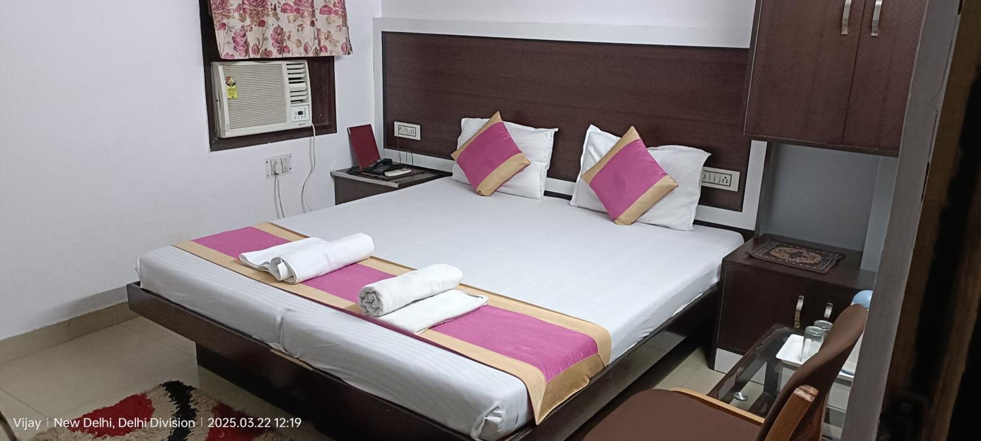 Hotel Su Shree Continental 5 Minutes Walk From New Delhi Railway Station Exterior foto